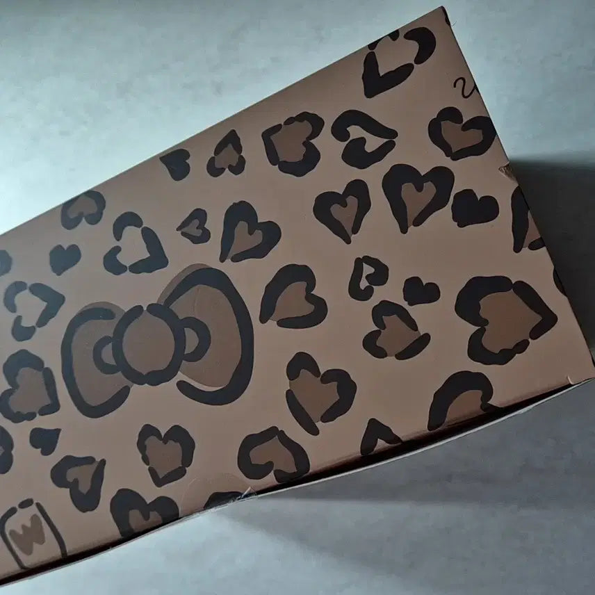 [BUNJANG] Hello Kitty Leopard Bucket Hat / 미개봉 헬로키티 레오파드 모자 벙거지