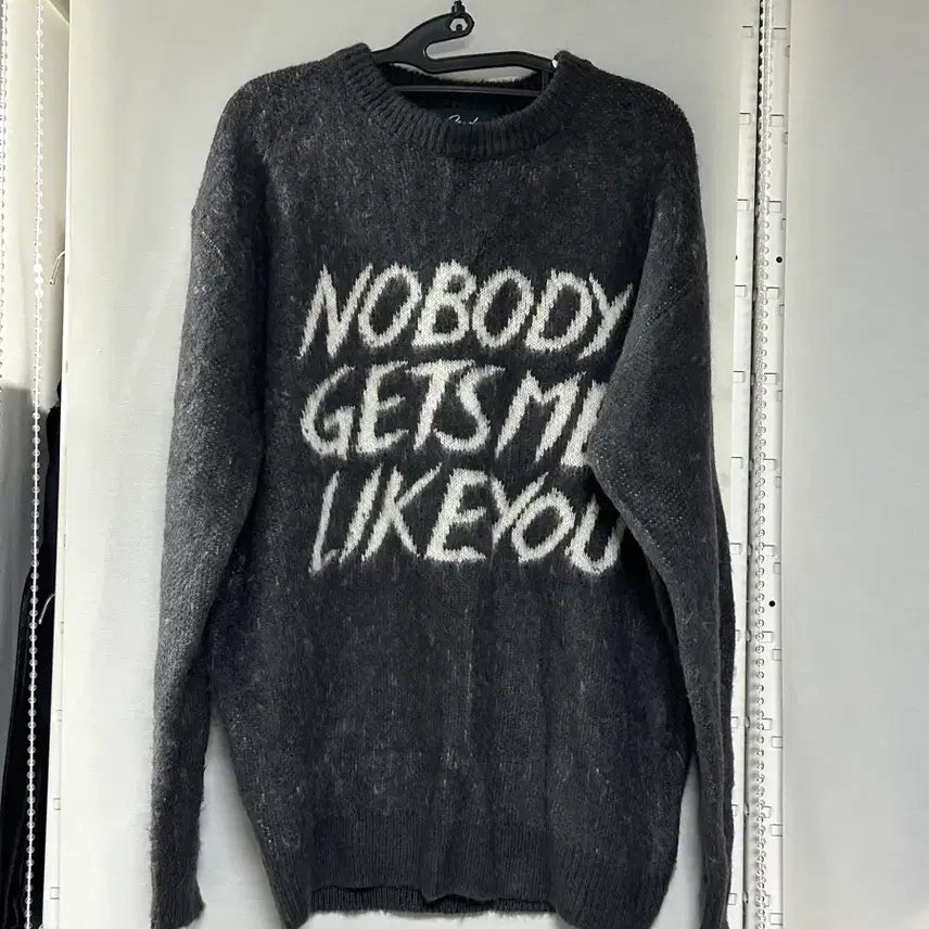 [BUNJANG] NodeU Black Knit Sweater / 노드유 블랙 니트 스웨터