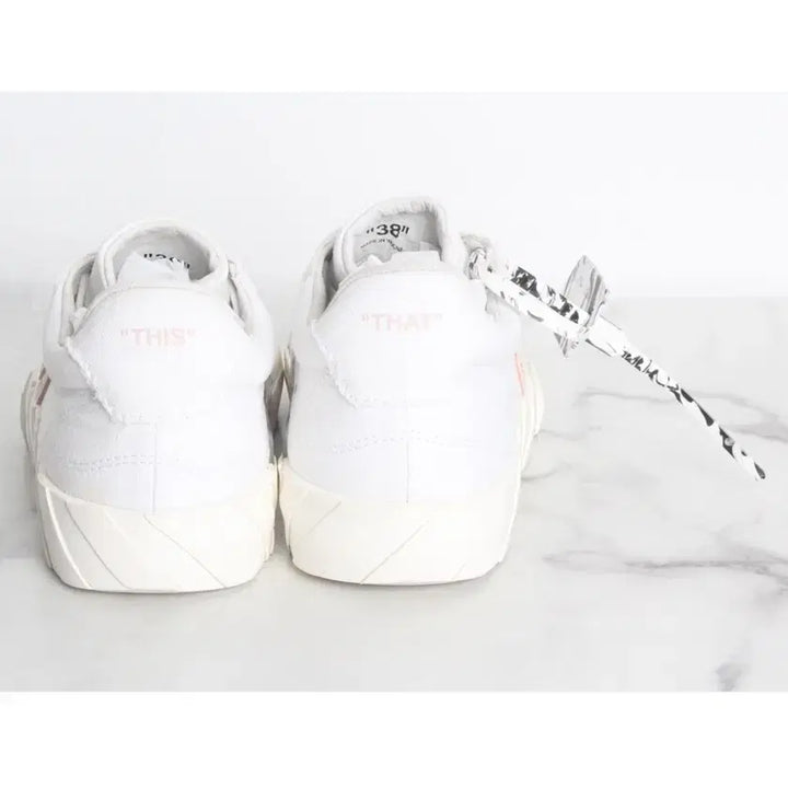 [BUNJANG] Off-White Arrow Bulky Canvas Sneakers / 오프화이트 애로우 벌크 캔버스 스니커즈 38(250)