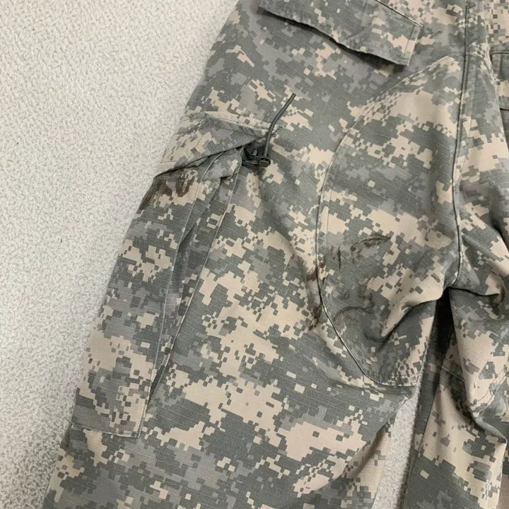 [BUNJANG] US Military Digital Camo Cargo Pants / [S]미군 디지털카모 카고바지 (A4-32-138)