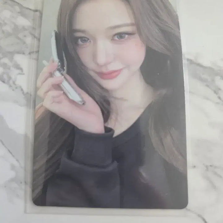 [BUNJANG] IVE REALIZE Wonyoung Photocard (Apple Music Lucky Draw) / 아이브 리바이브 애플뮤직 전화받아 원영