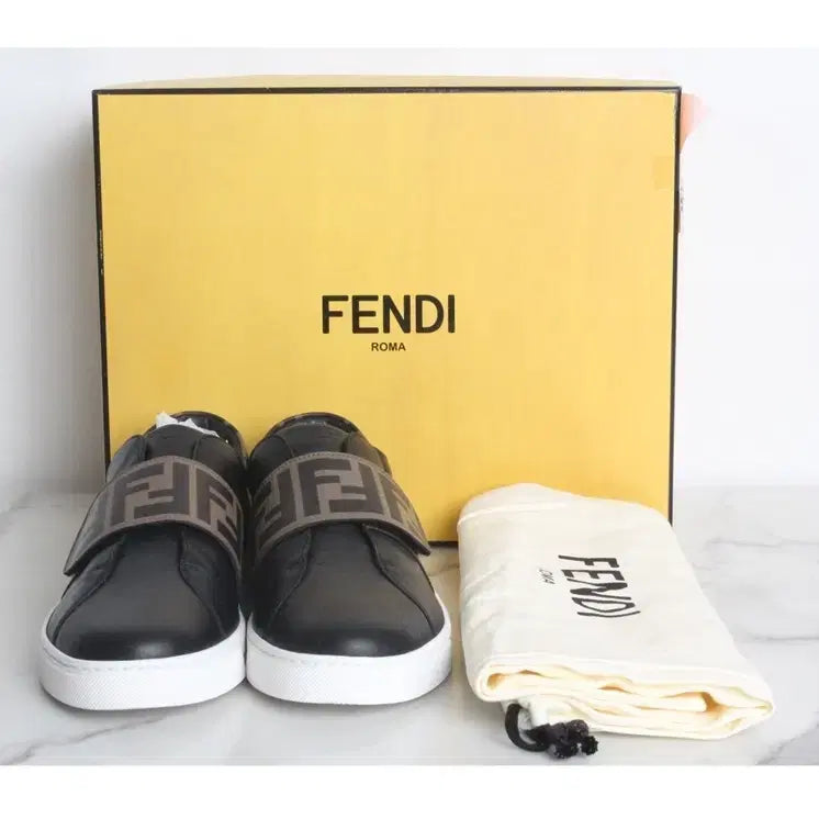 [BUNJANG] Fendi FF Logo Banding Sneakers Black / 펜디 FF로고 밴딩 스니커즈 블랙 38(250)