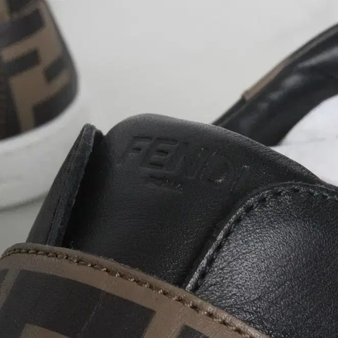 [BUNJANG] Fendi FF Logo Banding Sneakers Black / 펜디 FF로고 밴딩 스니커즈 블랙 38(250)