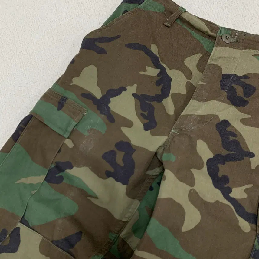 [BUNJANG] US Military Woodland Cargo Pants (Size S) / [S]미군 우드랜드 카고바지 (A4-32-139)