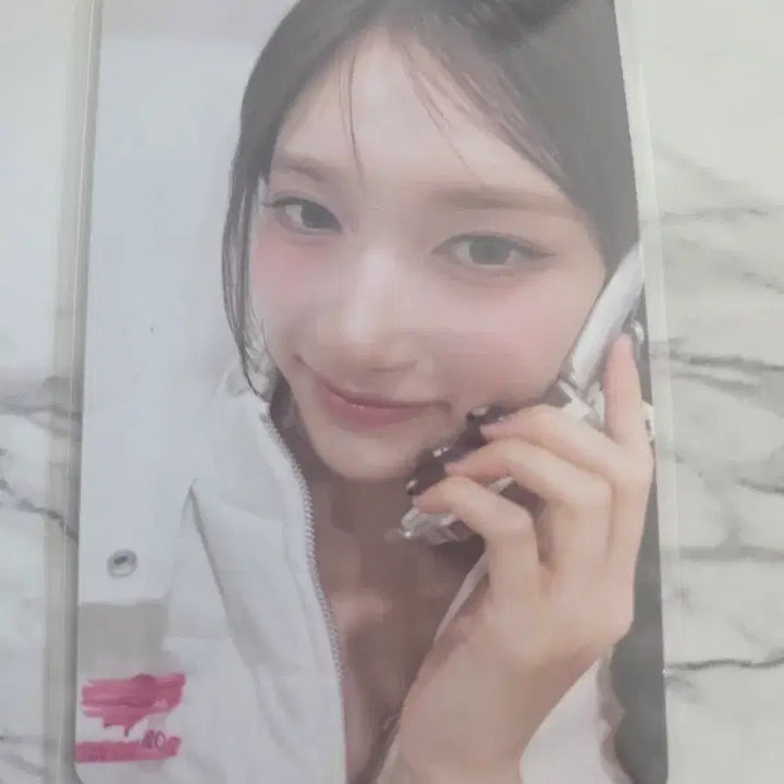 [BUNJANG] IVE LeeSeo Apple Music Photocard / 아이브 리바이브 애플뮤직 전화받아 이서