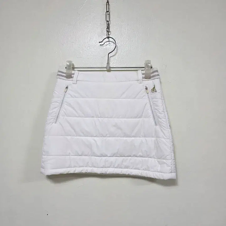 [BUNJANG] Beanpole White Quilted Mini Skirt / 빈폴 화이트 퀼팅 미니스커트.260317