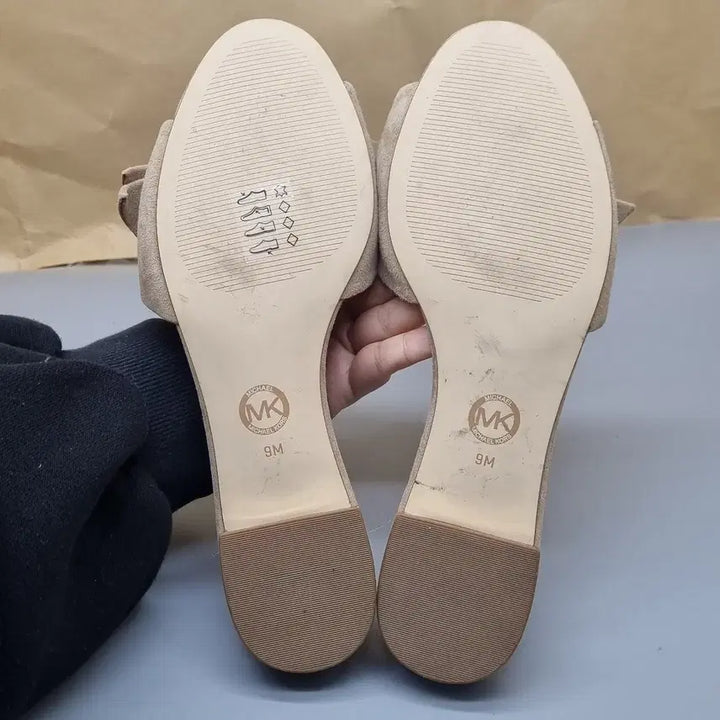 [SOLD OUT] 마이클코어스 여성슬리퍼 250