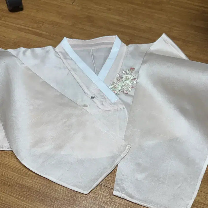 [BUNJANG] Woman Hanbok Skirt and Jeogori Set / 여성한복치마,저고리판매