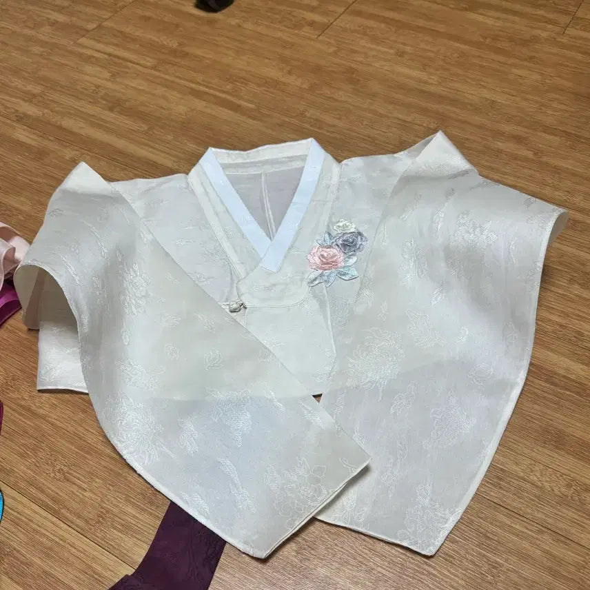 [BUNJANG] Woman Hanbok Skirt and Jeogori Set / 여성한복치마,저고리판매