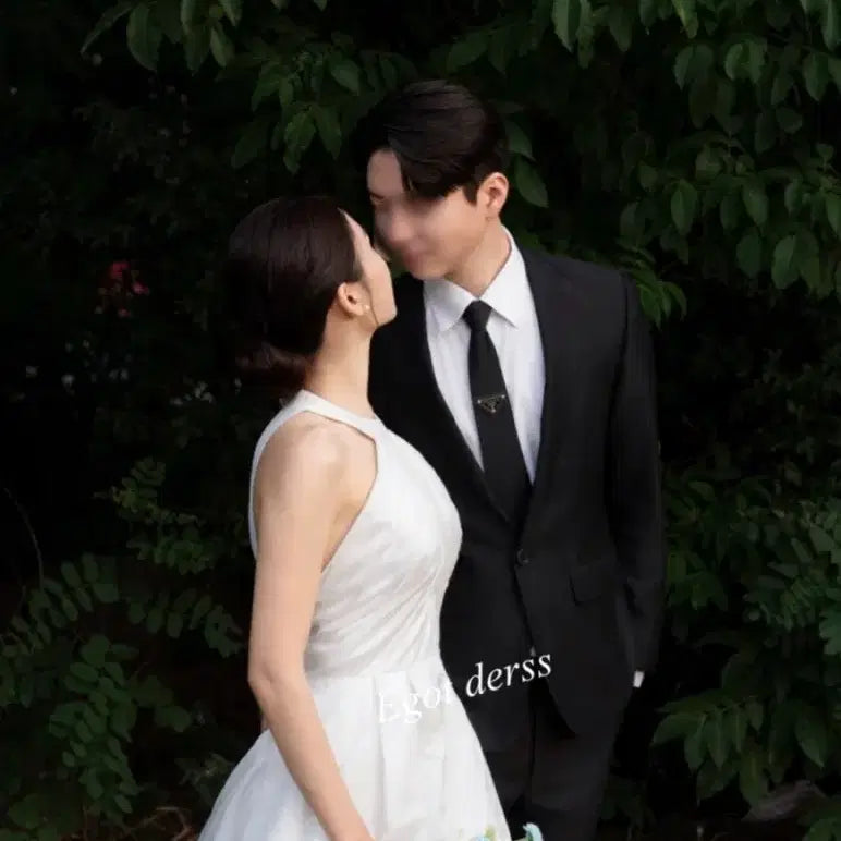 [BUNJANG] White Dress Rental for Graduation, Wedding, and Events / 최저가 대여 졸업사진 화이트 드레스 웨딩 컨셉사진 2부 피로연 연주회