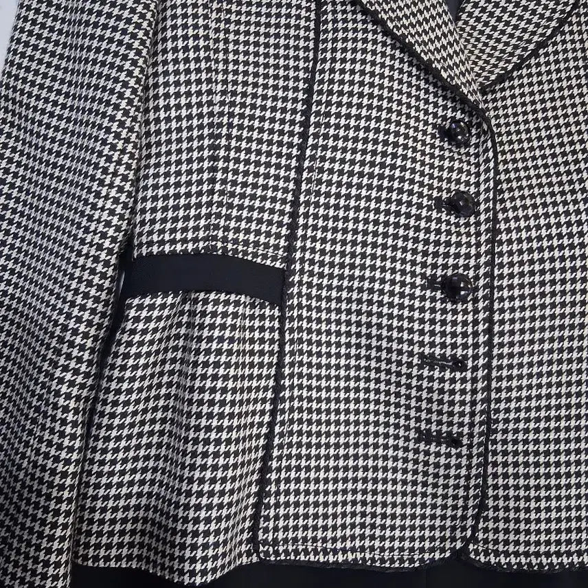 [BUNJANG] SI Houndstooth Jacket &amp; Black Skirt Suit (Size 55) / SI 하운드투스 자켓 + 블랙 스커트 정장(55)