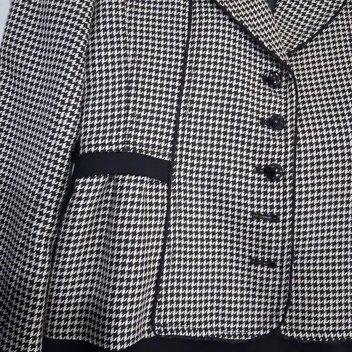 [BUNJANG] SI Houndstooth Jacket &amp; Black Skirt Suit (Size 55) / SI 하운드투스 자켓 + 블랙 스커트 정장(55)