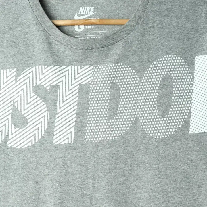 [BUNJANG] Nike Big Logo Gray T-shirt / (L-XL) 나이키 반팔 티셔츠 빅로고 그레이 올드스쿨-17B80