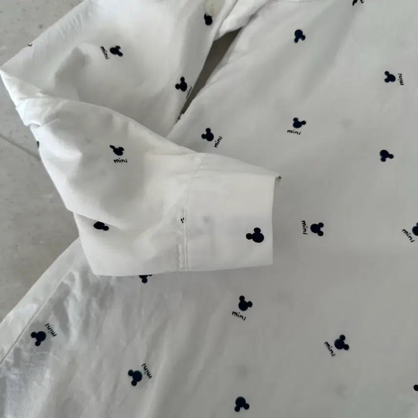 [BUNJANG] Mickey Mouse White Shirt / 미키마우스 패턴 흰색 화이트 셔츠
