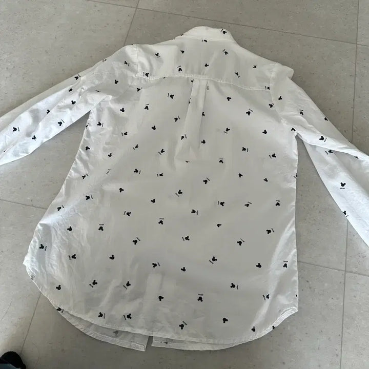[BUNJANG] Mickey Mouse White Shirt / 미키마우스 패턴 흰색 화이트 셔츠