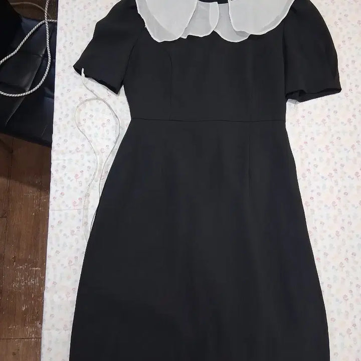 [BUNJANG] Black Peter Pan Collar Short Sleeve Dress (M) / 블랙 피터팬 칼라 반팔 원피스(M)