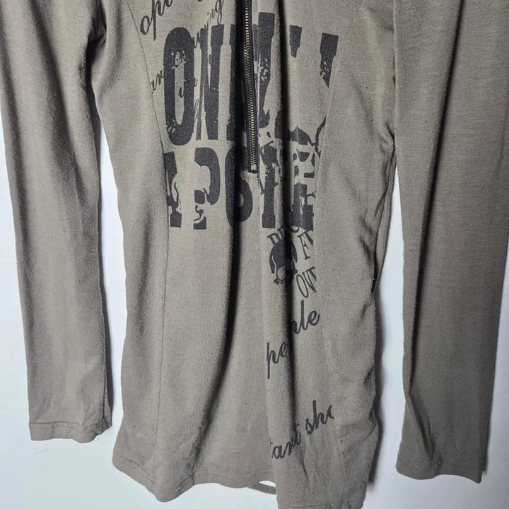 [BUNJANG] M.K.R Lace Backlit Zip-up Long Sleeve / [M.K.R] 엠케이알 레이스 백슬릿 집업 롱슬리브
