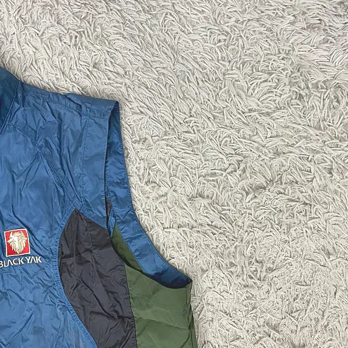 [BUNJANG] Black Yak Spring/Summer Zip-up Vest 100 / 블랙야크 춘하 집업 조끼 100