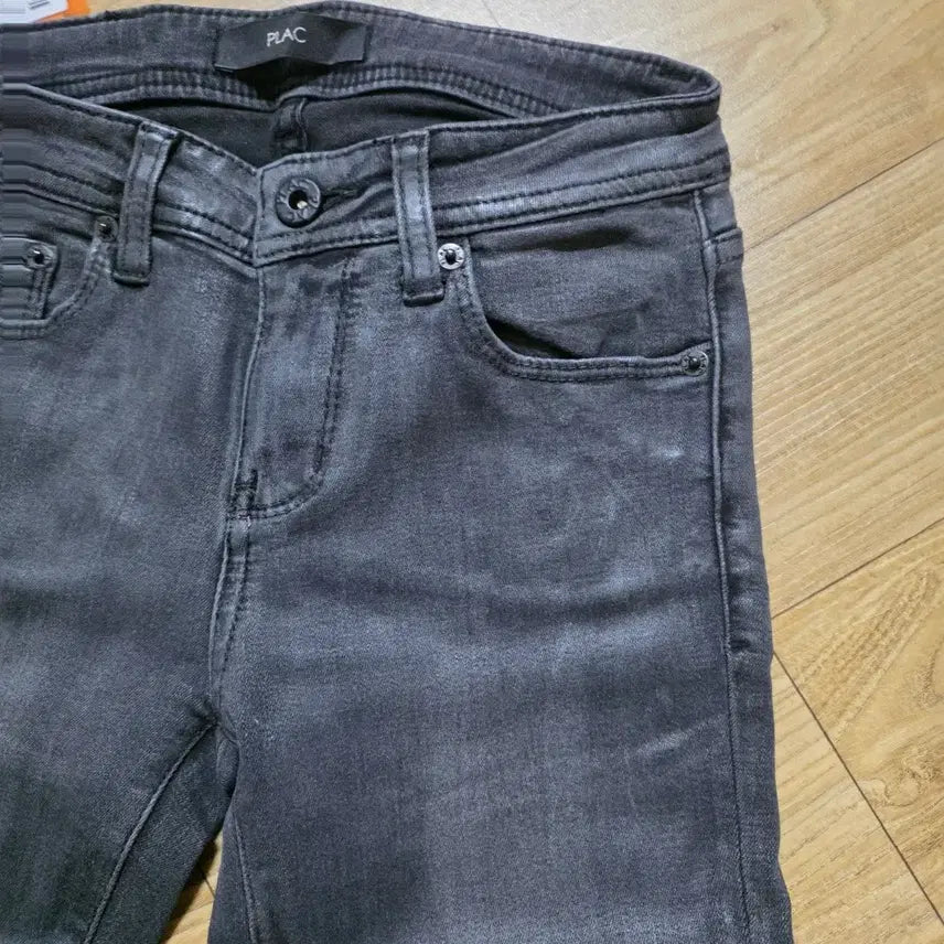 [BUNJANG] PLAC Black Gray Coated Skinny Jeans / PLAC 블랙그레이 데님 코팅 스키니진 24사이즈