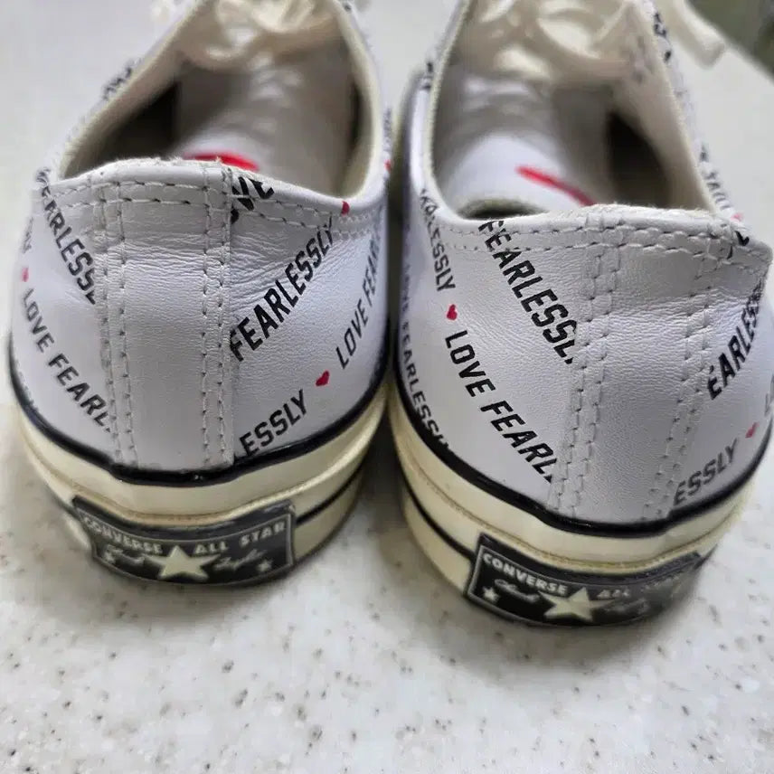 [BUNJANG] Converse LOVE FEARLESSLY Sneakers White / 컨버스 LOVE FEARLESSLY 운동화 화이트
