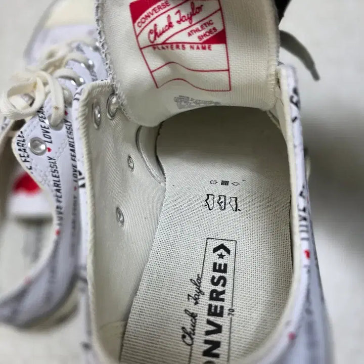 [BUNJANG] Converse LOVE FEARLESSLY Sneakers White / 컨버스 LOVE FEARLESSLY 운동화 화이트