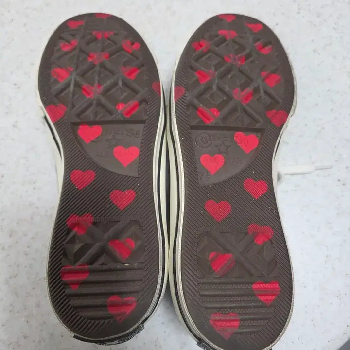 [BUNJANG] Converse LOVE FEARLESSLY Sneakers White / 컨버스 LOVE FEARLESSLY 운동화 화이트