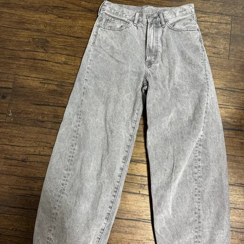 [BUNJANG] GU Gray Wide Denim Pants (Size 28) / GU 회색 와이드 데님 팬츠 28사이즈