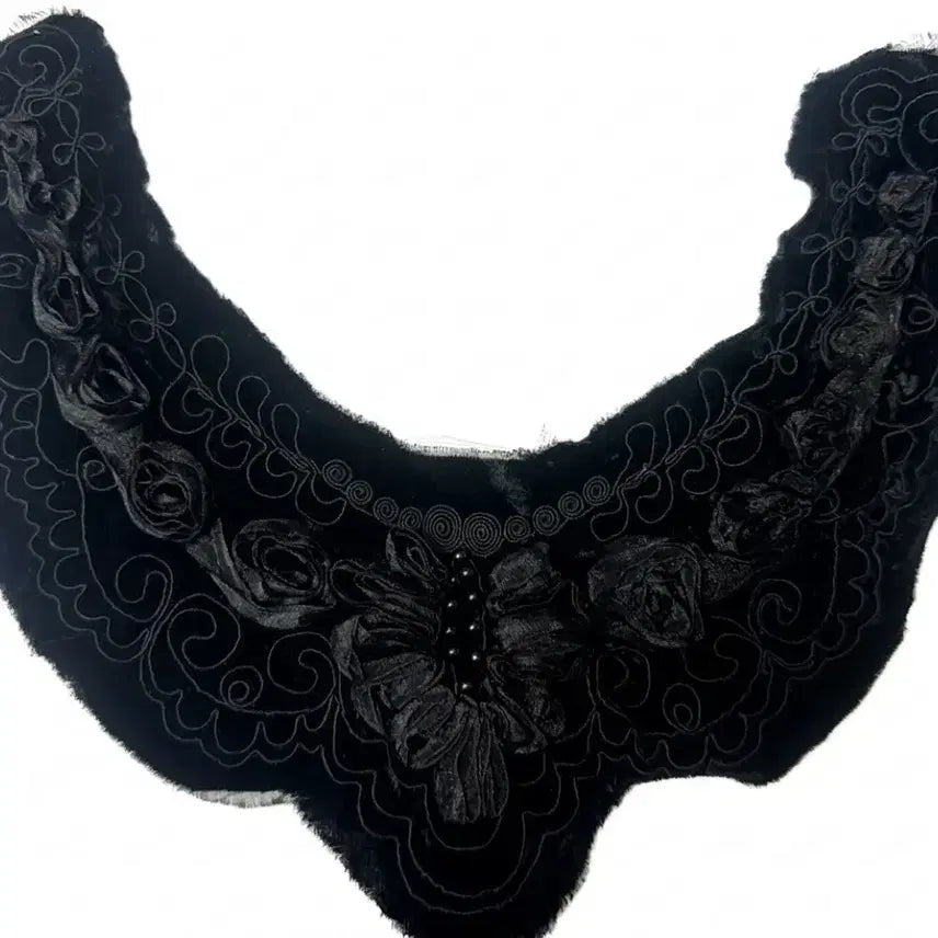 [BUNJANG] Black Velvet Flower Neck Warmer Shawl / 블랙 벨벳 플라워 넥 워머 숄