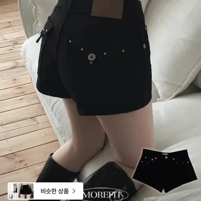 [BUNJANG] Black Denim Studded A-Line Shorts / 블랙데님 힙포켓 A라인 스터드 숏팬츠 M