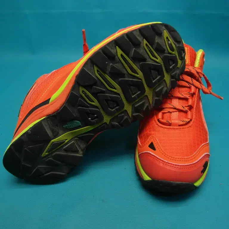 [BUNJANG] The North Face Gore-Tex Hiking Trekking Shoes / 235/sb0-937/노스페이스 고어텍스 등산화 트레킹화/구제특별시