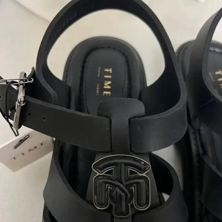[BUNJANG] TIME Platform Sandals / 타임 키높이 샌들