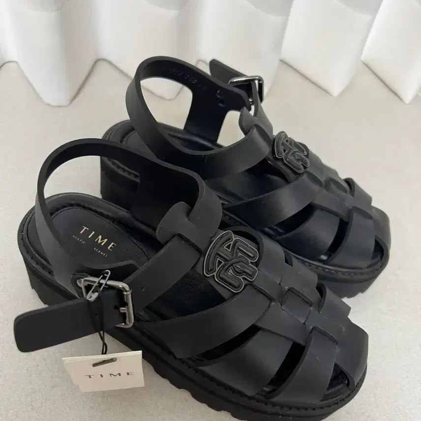[BUNJANG] TIME Platform Sandals / 타임 키높이 샌들