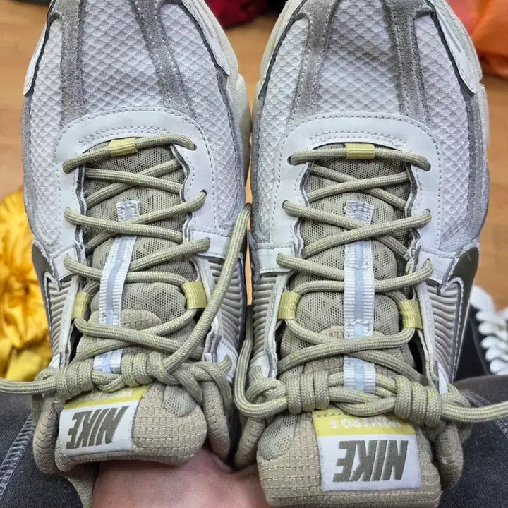 [BUNJANG] Nike Zoom Vomero 5 Olive Sneakers / 나이키 줌 보메로5 운동화 올리브