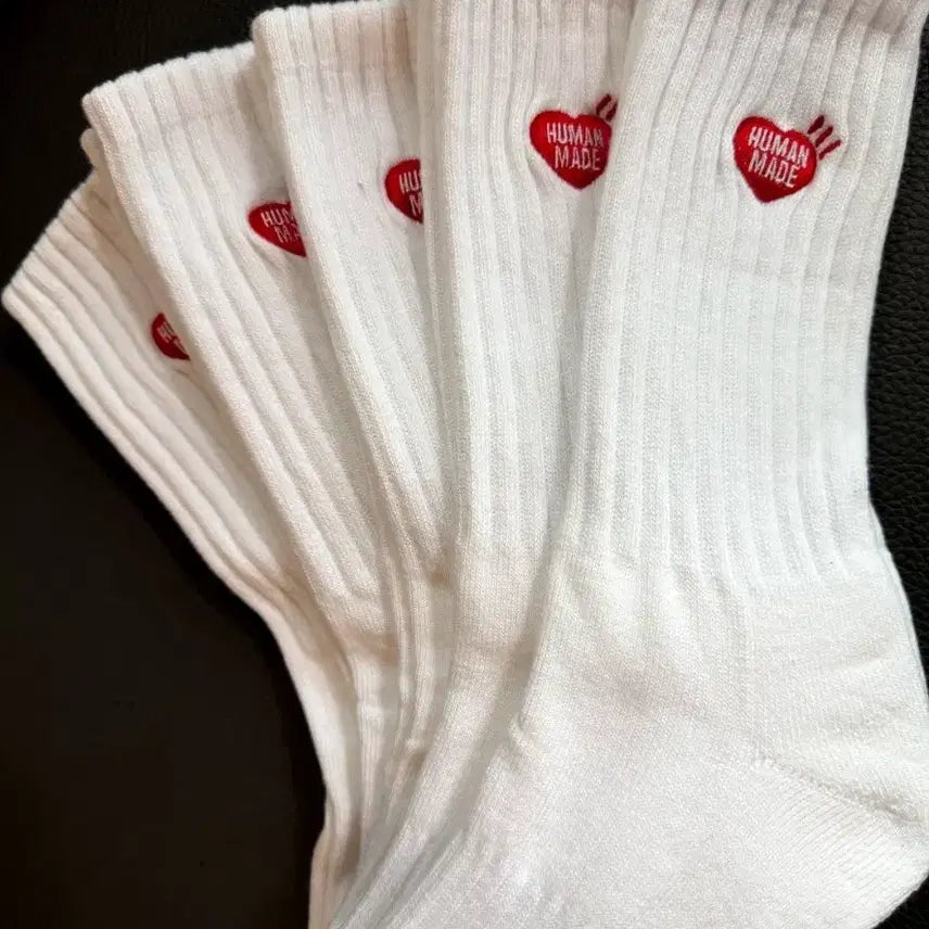 [BUNJANG] Human Made Heart Logo White Socks 5-Piece Set / 휴먼메이드 하트 로고 화이트 양말 5족세트