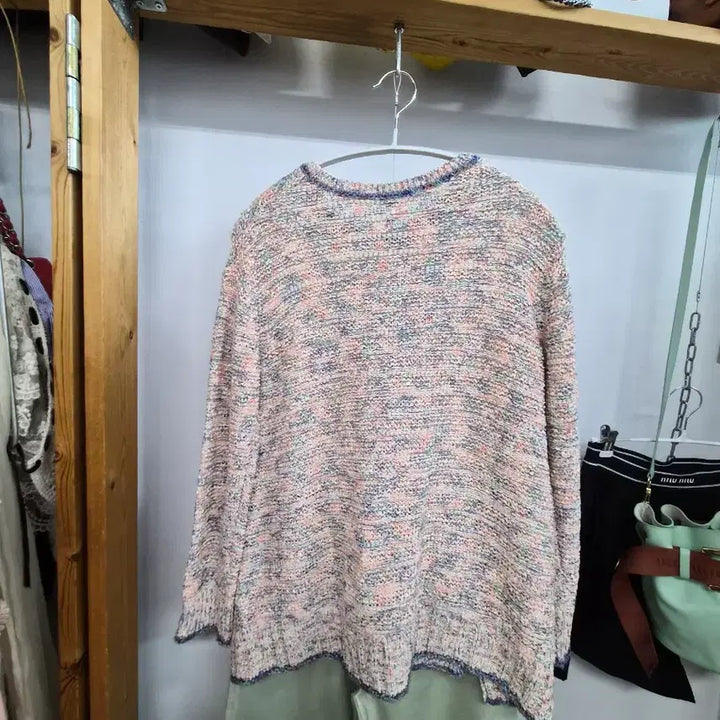 [BUNJANG] Thursday Island Knit Sweater &amp; Zara Mint Green Pants / 써스데이아일랜드 멀티니트. 자라 연민트 배기팬츠