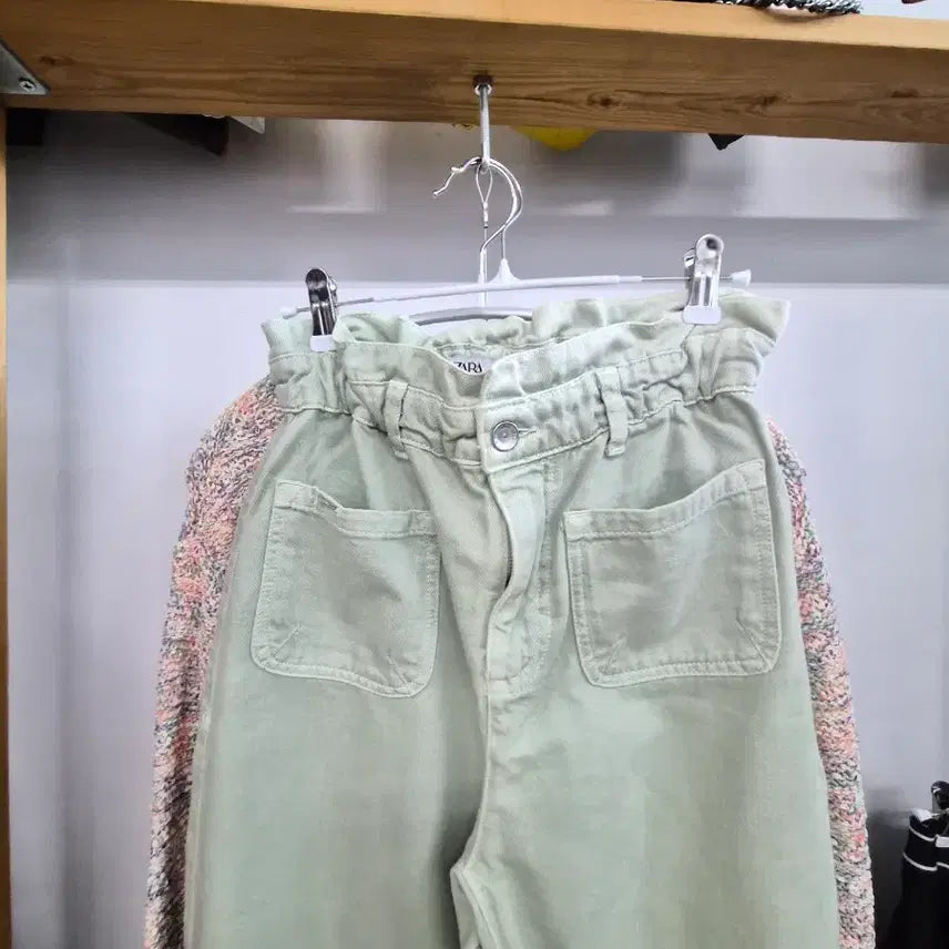 [BUNJANG] Thursday Island Knit Sweater &amp; Zara Mint Green Pants / 써스데이아일랜드 멀티니트. 자라 연민트 배기팬츠