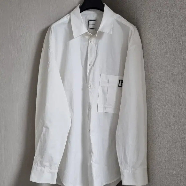 [BUNJANG] Wooyoungmi Back Logo White Shirt / 우영미 백로고 셔츠