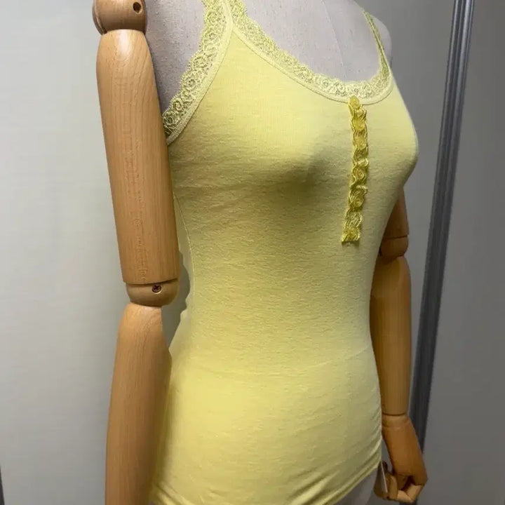 [BUNJANG] Lace Button Camisole Top / 레이스 단추나시 미사용
