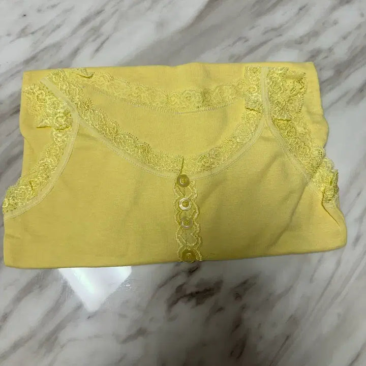 [BUNJANG] Lace Button Camisole Top / 레이스 단추나시 미사용
