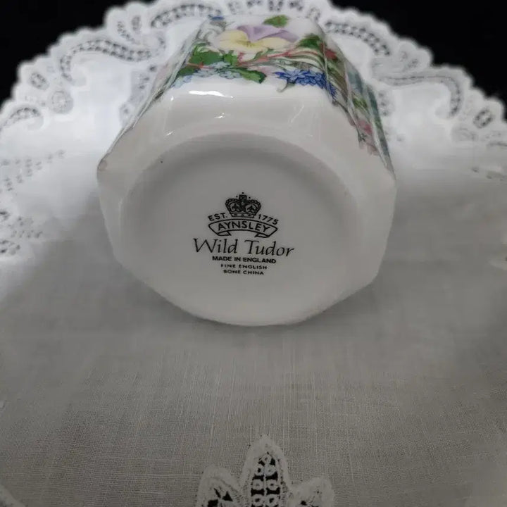[BUNJANG] Aynsley Wild Tudor Trinket Box / 앤슬리 와일드 튜더 트링켓 박스/차 보관함