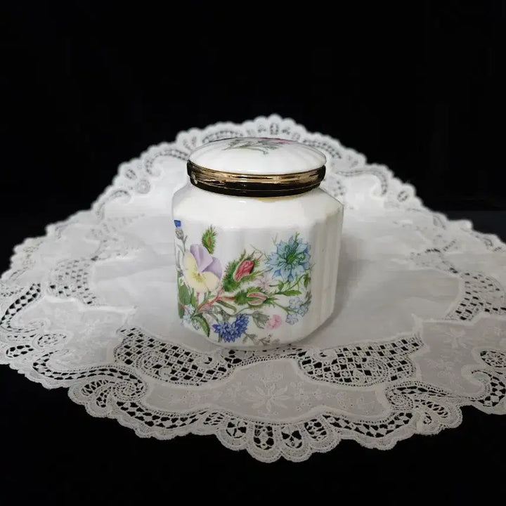 [BUNJANG] Aynsley Wild Tudor Trinket Box / 앤슬리 와일드 튜더 트링켓 박스/차 보관함