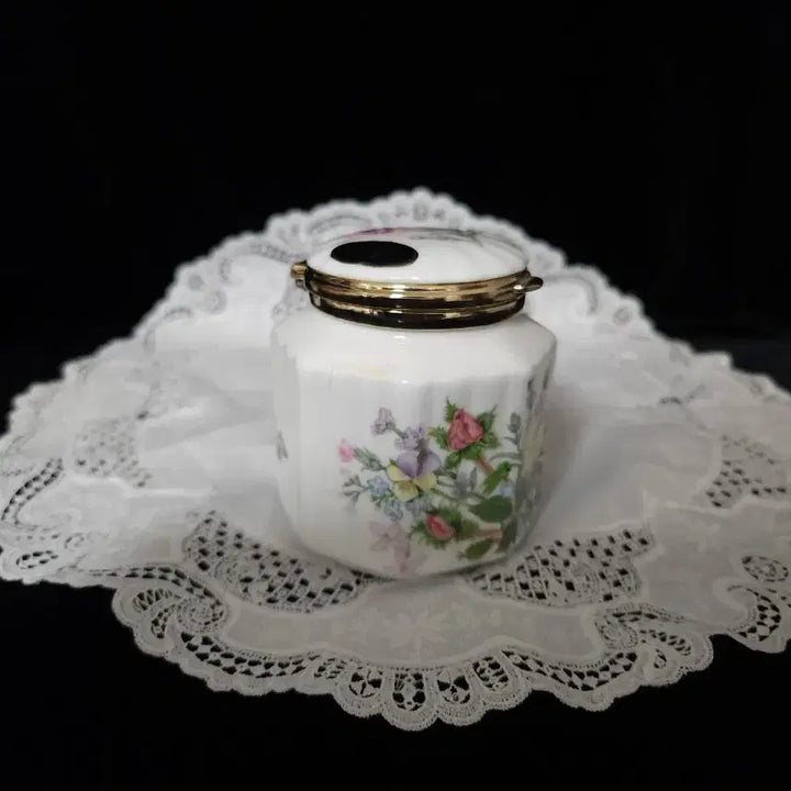 [BUNJANG] Aynsley Wild Tudor Trinket Box / 앤슬리 와일드 튜더 트링켓 박스/차 보관함