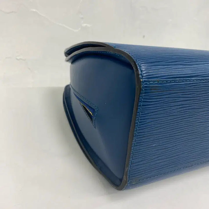 [BUNJANG] Louis Vuitton Epi Pont Neuf Handbag / 루이비통 에삐 퐁네프