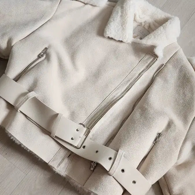 [BUNJANG] Cropped Faux Fur Mustang Jacket / 크롭 무스탕