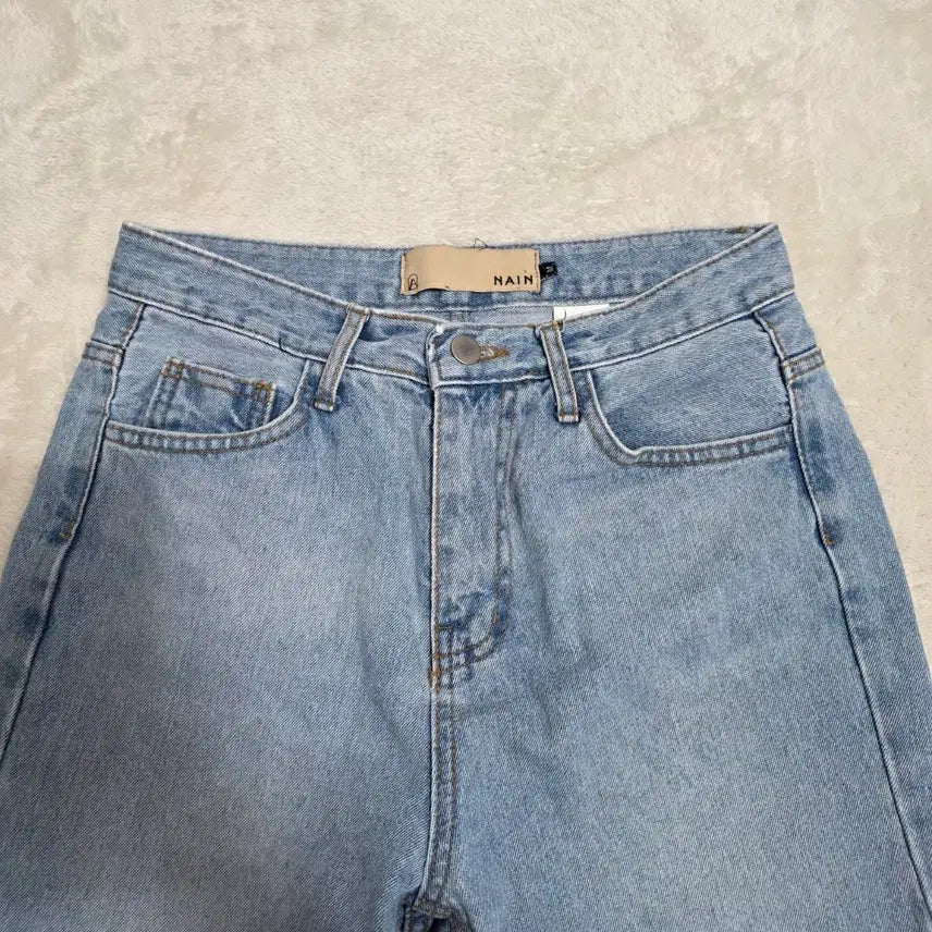 [SOLD OUT] (M)여성 나인 라이트워싱 스트레이트 데님 팬츠