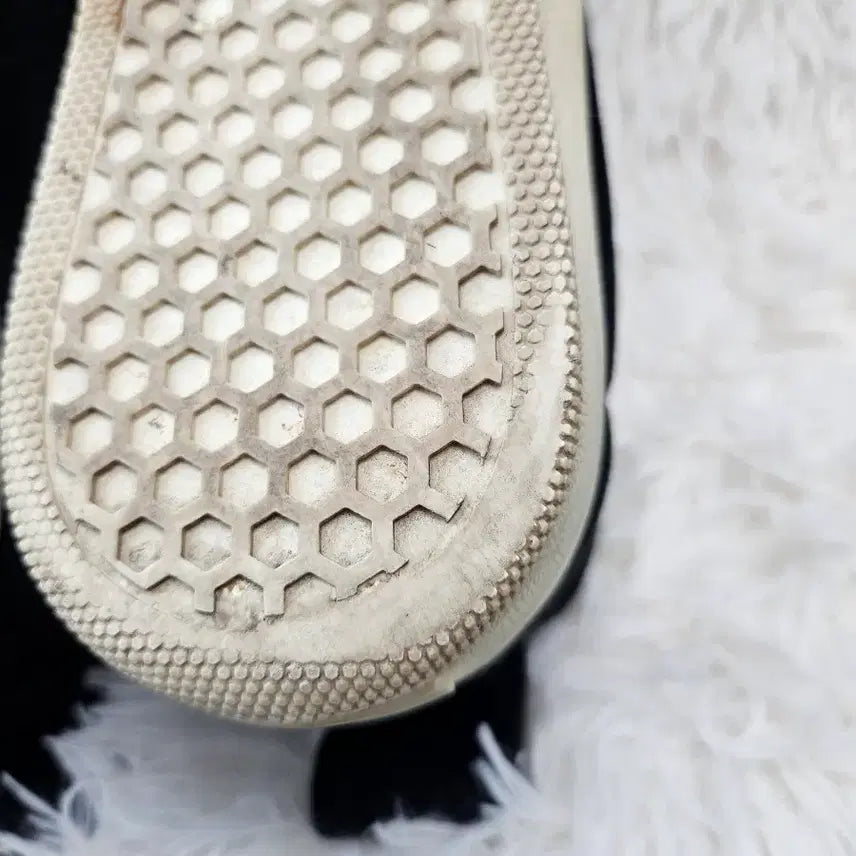 [BUNJANG] Celine Black Suede Slip-on Sneakers / 셀린느 블랙 스웨이드 슬립온 스니커즈 240(38)