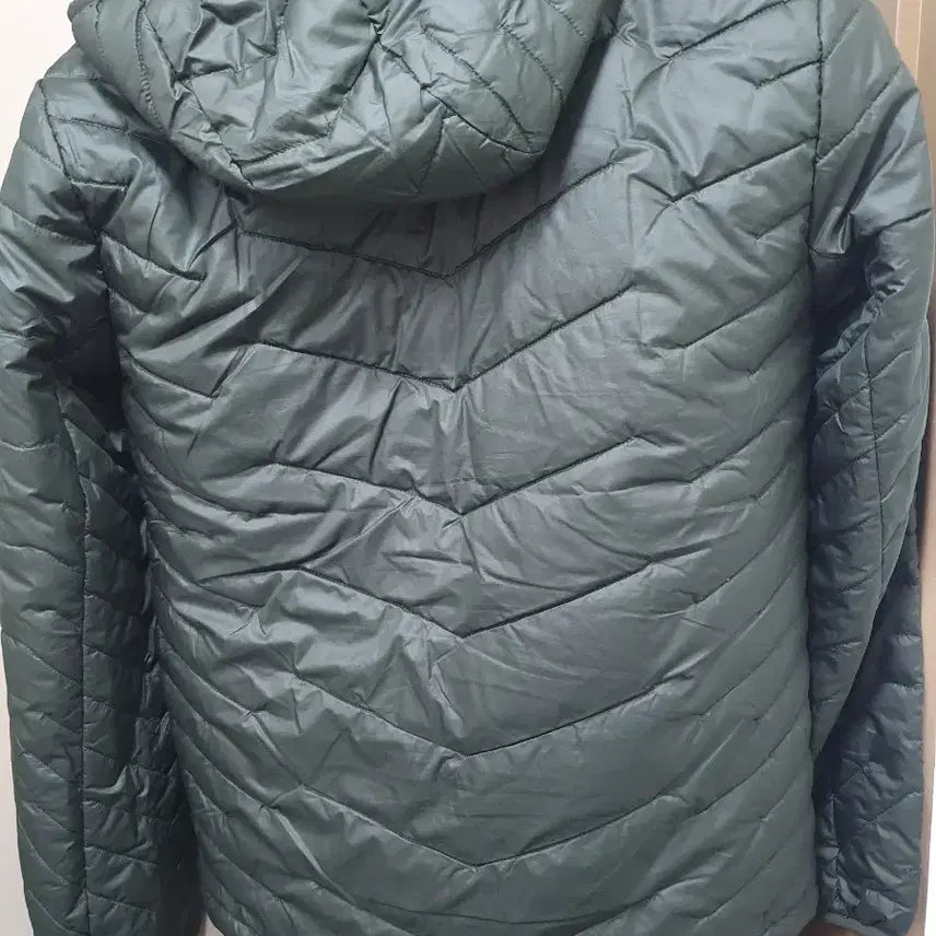 [BUNJANG] Under Armour Hooded Padded Jumper (Khaki, L) / 언더아머 후드 패딩 점퍼 카키색L