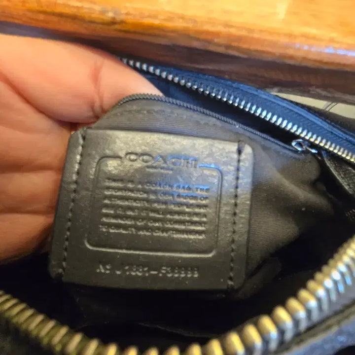 [BUNJANG] Coach Black Satchel Crossbody Bag / 코치 블랙 사첼백 크로스백