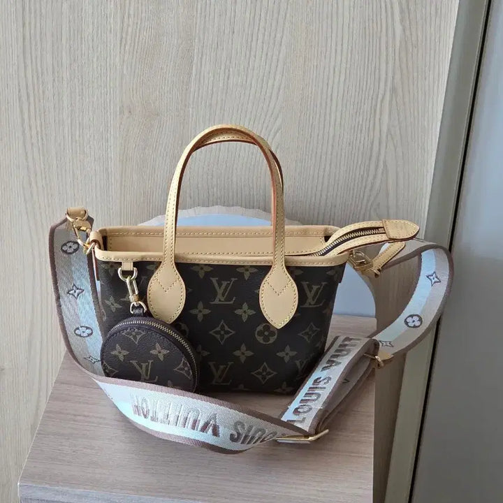 [BUNJANG] Neverfull BB Bag / 네버풀bb