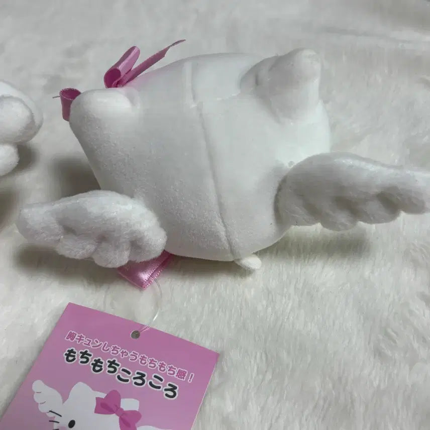 [BUNJANG] Sanrio Hello Kitty and Cinnamoroll Mochi Plush Bundle / 산리오 엔젤 헬로키티 시나모롤 모찌 인형 2개 일괄 돈키호테